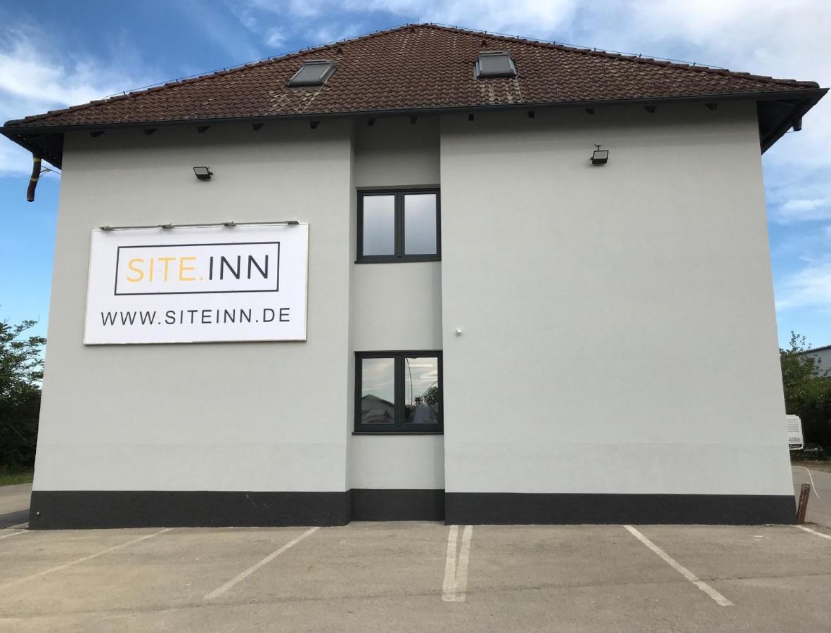 Site.Inn Wien Himberg Eksteriør billede