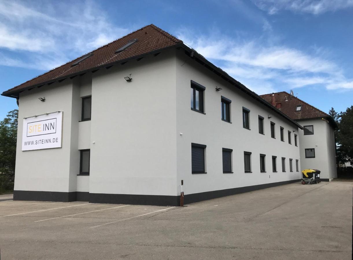 Site.Inn Wien Himberg Eksteriør billede